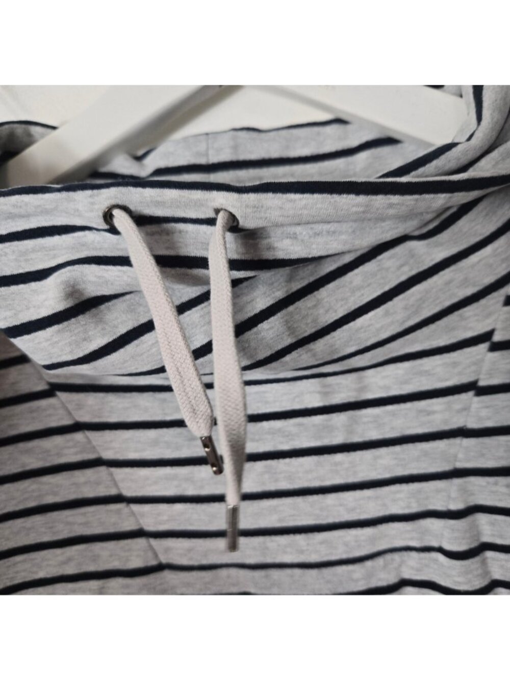L.L. Bean Size M Interlock Cowl Neck Striped Long Sleeve Shirt Gray Women's - Picture 4 of 6